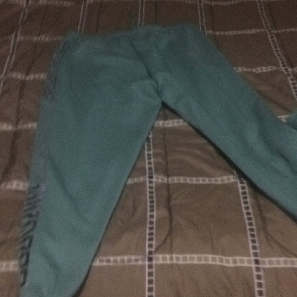 Vs pink bling set new with tags - Picture 3 of 6